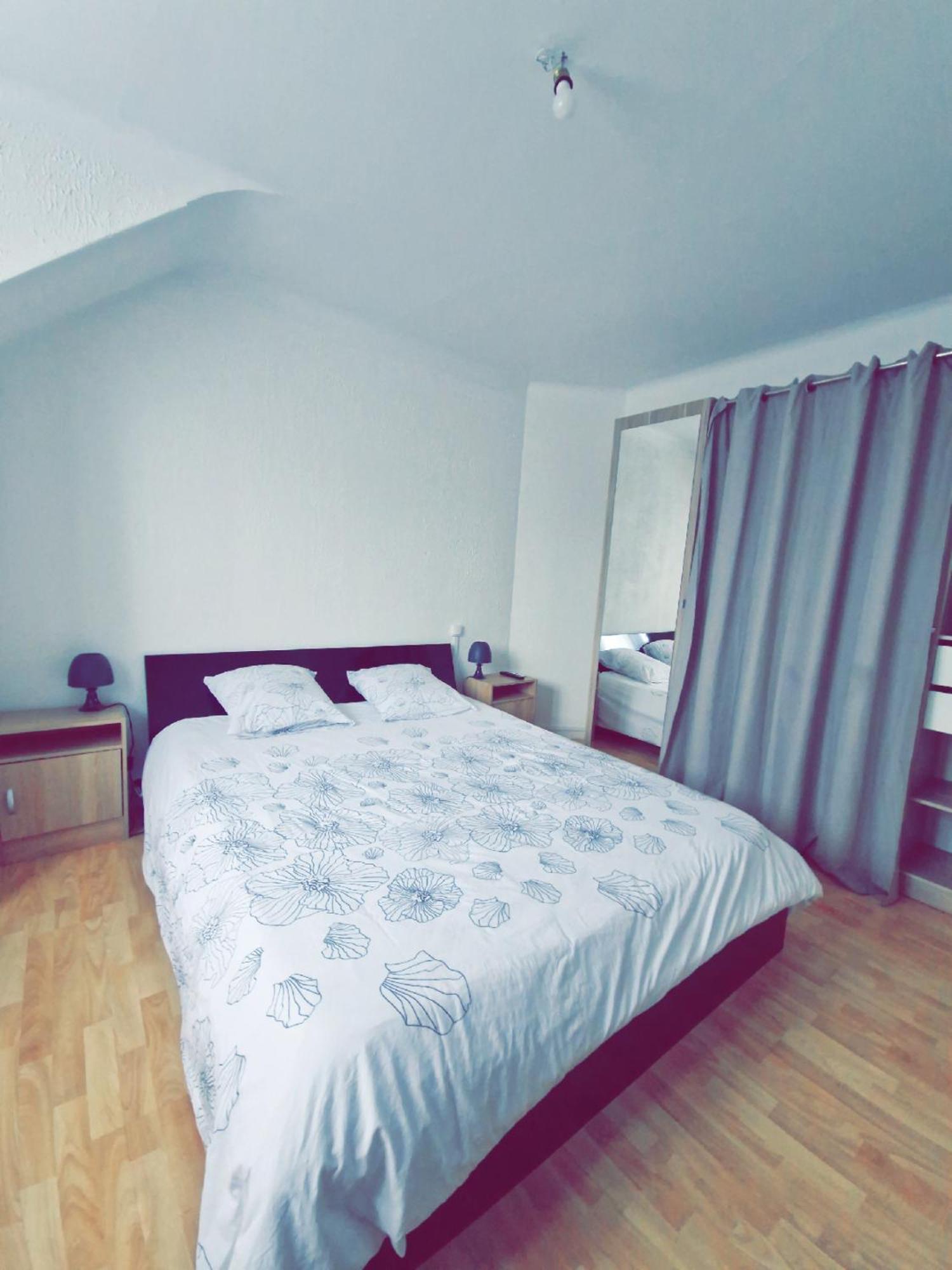 Ferienwohnung Le Trinidad Troyes Exterior foto