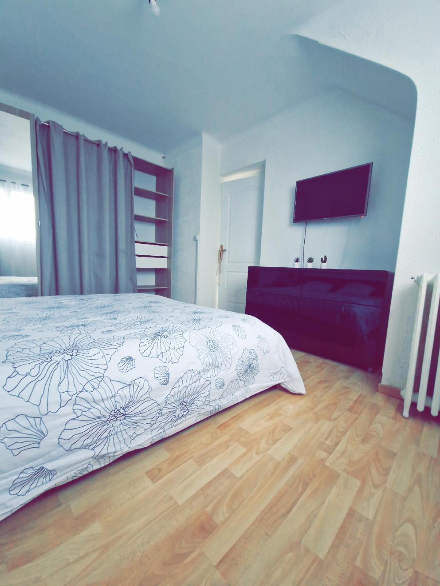 Ferienwohnung Le Trinidad Troyes Zimmer foto